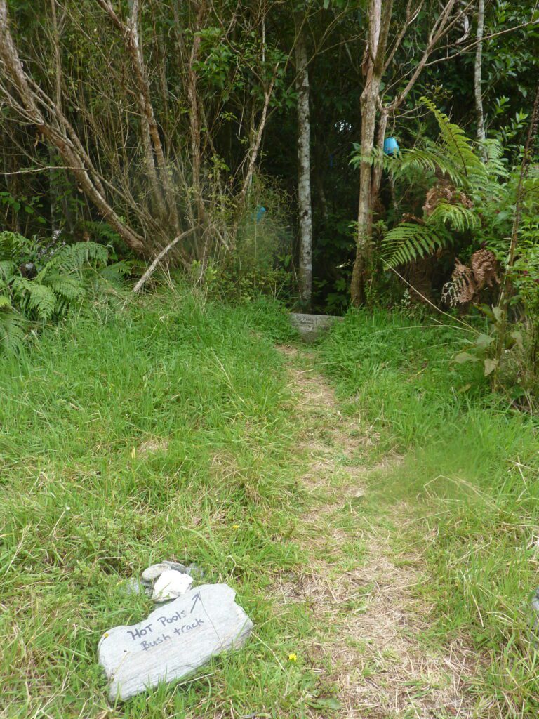 Feliratok a köveken